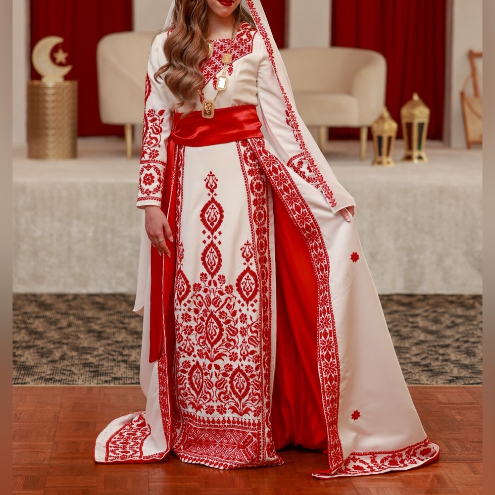 Handmade Palestinian Thobe with Overskirt